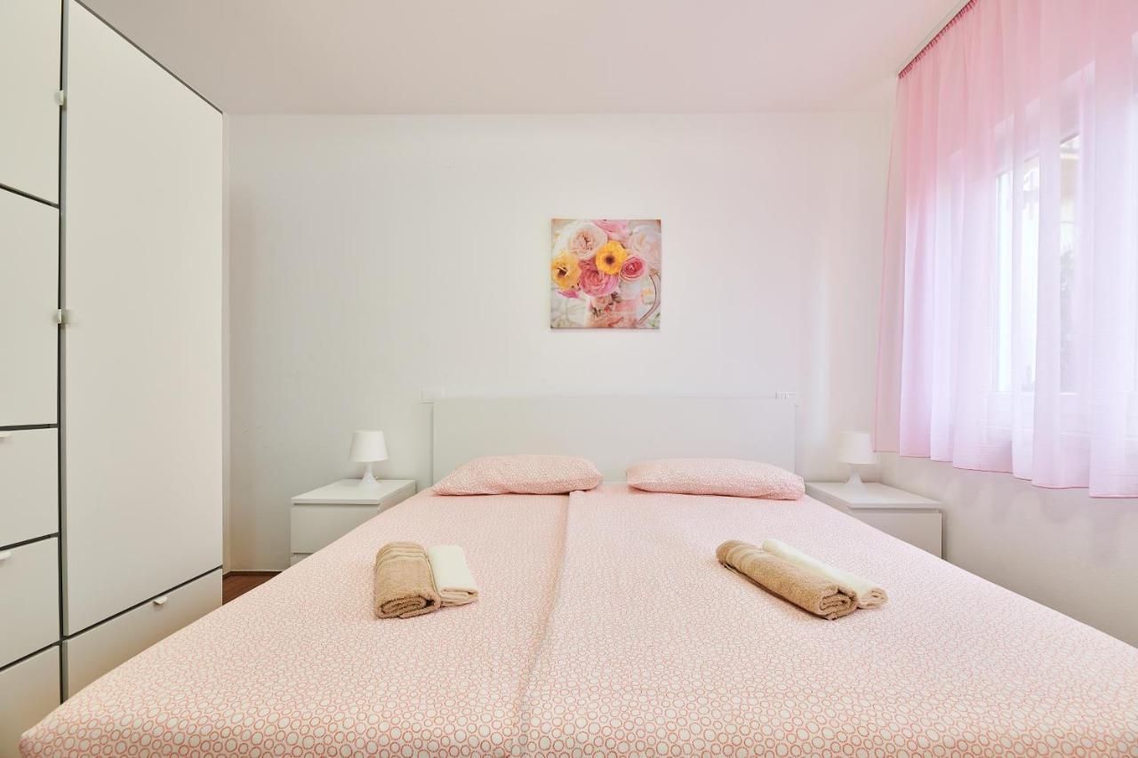 Apartment Nina